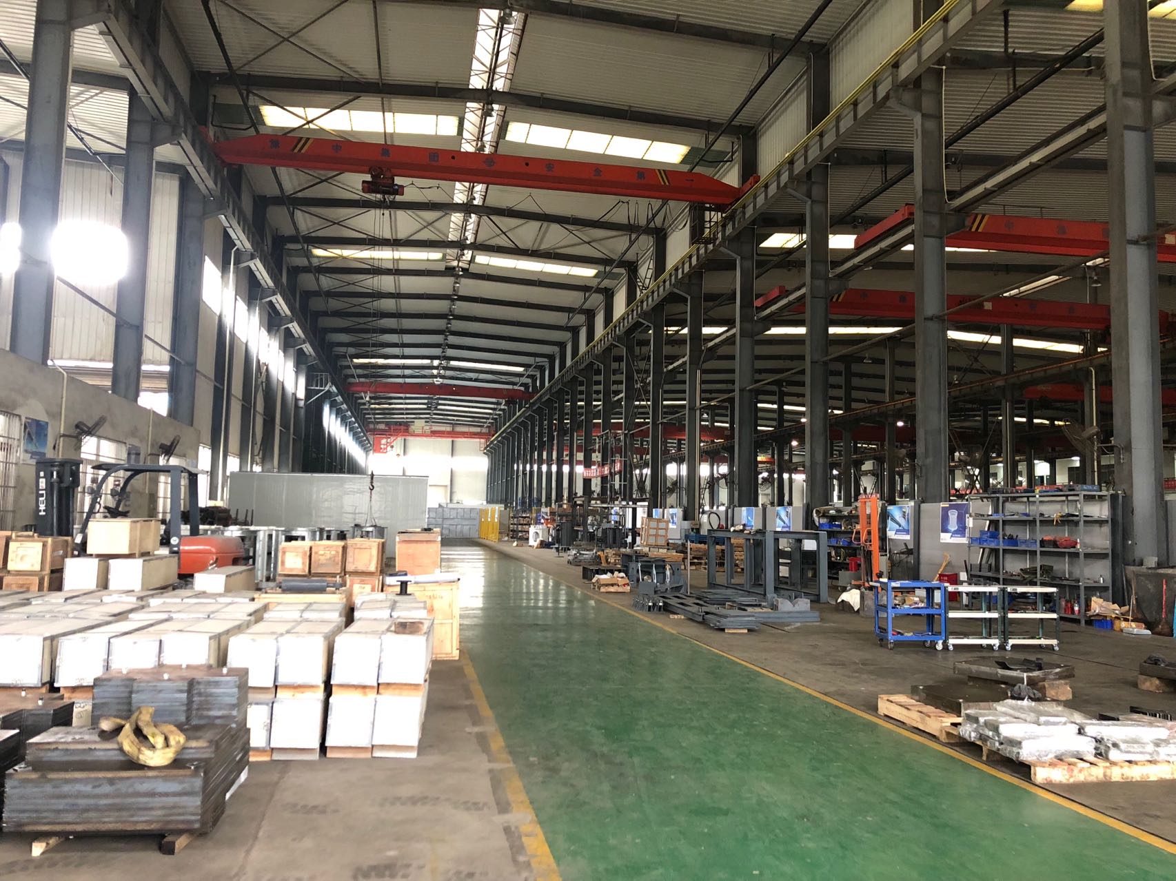 2018年1月，自建工廠投入使用，開(kāi)始組建生產(chǎn)團(tuán)隊(duì)